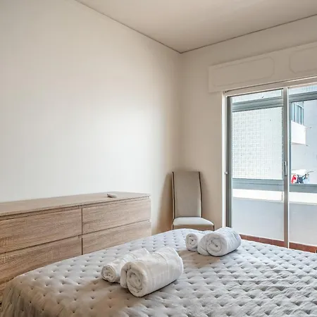 Holidayspt - Luanda - 2 Bedroom *